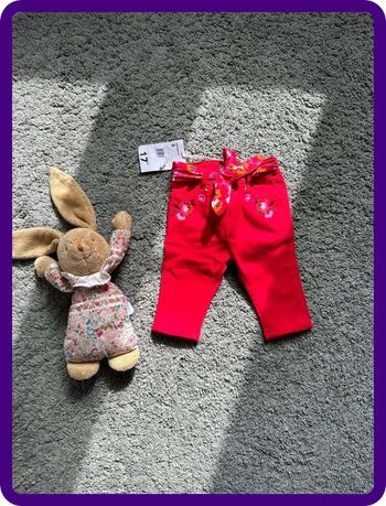 Jean fleurie taille 3 mois