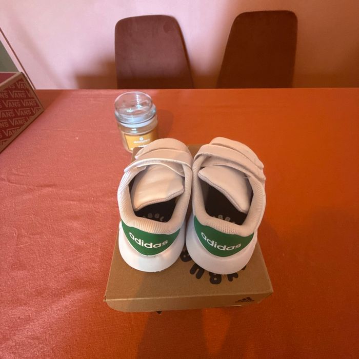 Adidas T24 blanche et verte - photo numéro 2