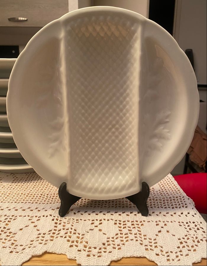 Lot 2, composé de 6 assiettes à fondue - céramique blanche, état excellent - photo numéro 1