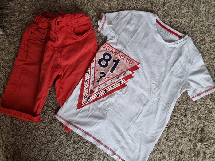 Ensemble composé d'un short tape à l'oeil 12 ans et d'un t-shirt Guess 12 ans
