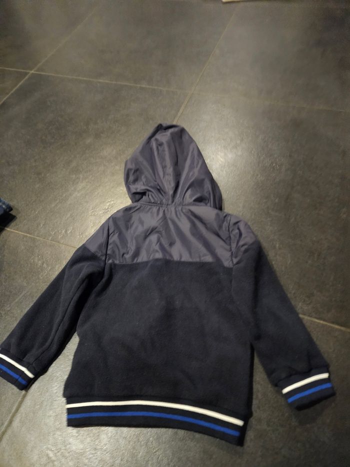 Blouson 3 pommes  garçon 3 ans neuf - photo numéro 3