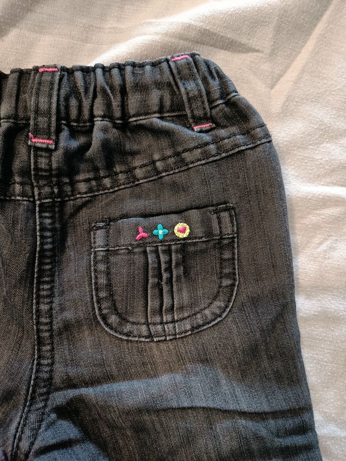 Jeans fille 6 mois - photo numéro 6