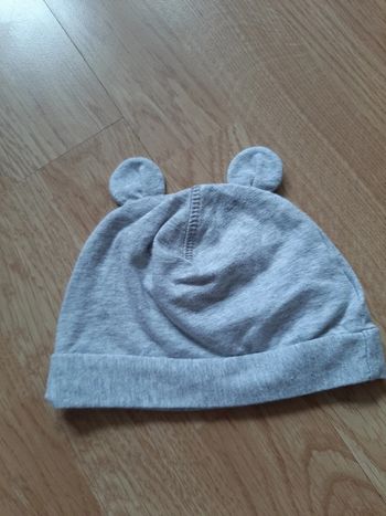 Bonnet winnie L'ourson neuf
