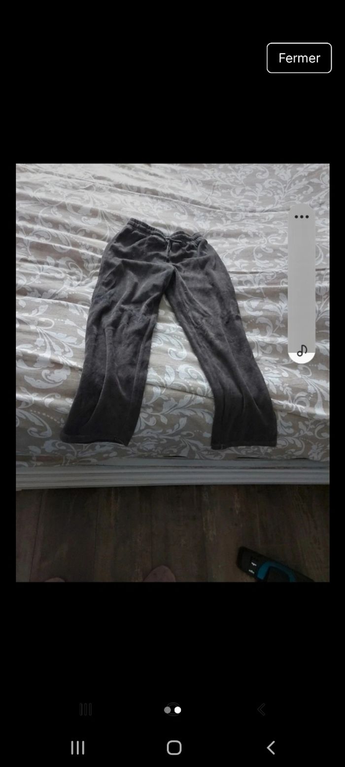 Divers vêtements - photo numéro 2