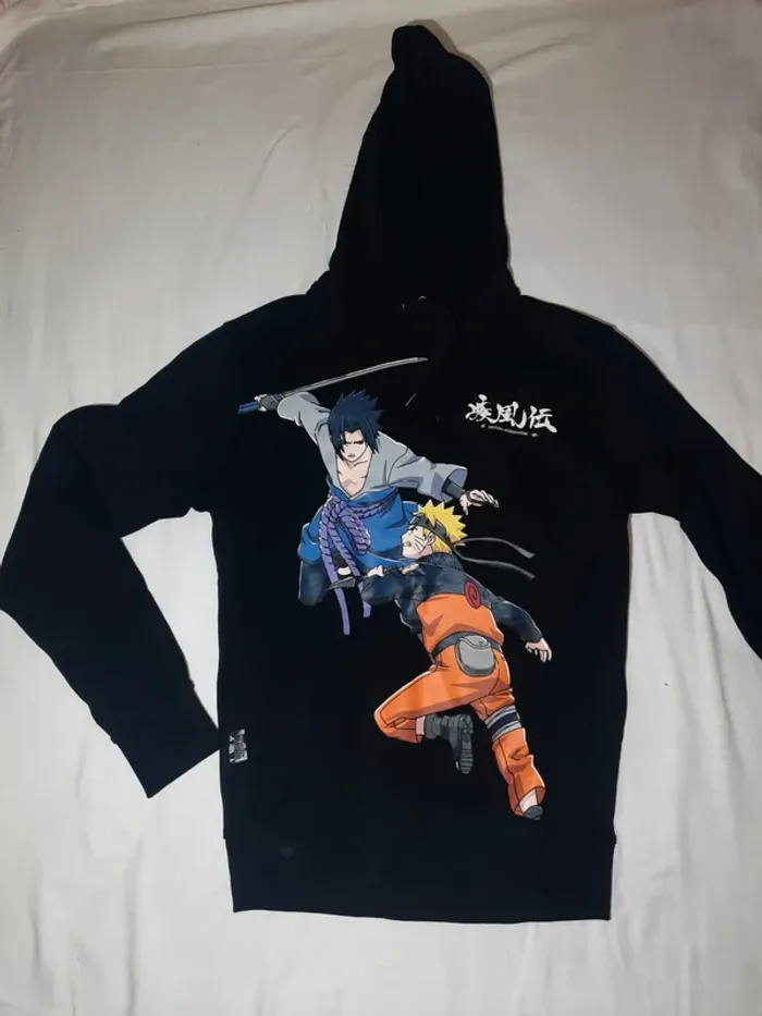Pull à capuche celio x naruto