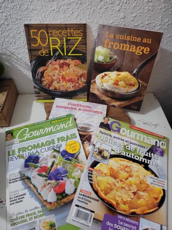 Lot livres magazines cuisines