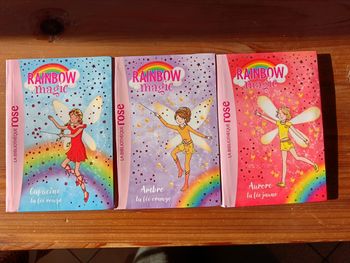 Lot de 3 livres Rainbow magic 6 - 8 ans