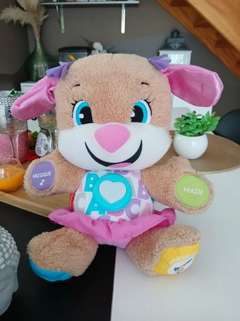 Péluche interactive Sis Fisher Price🌿💝