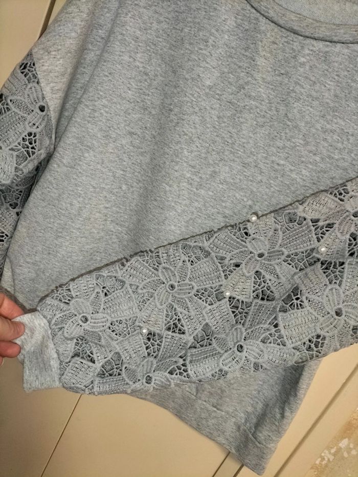 Pull gris manches dentelle avec perle 36 - photo numéro 2
