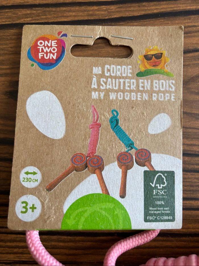 Corde à sauter neuve, en bois - photo numéro 3