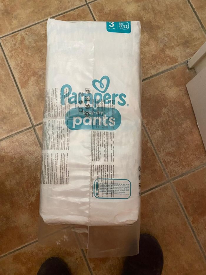 Pampers couches pants taille 3