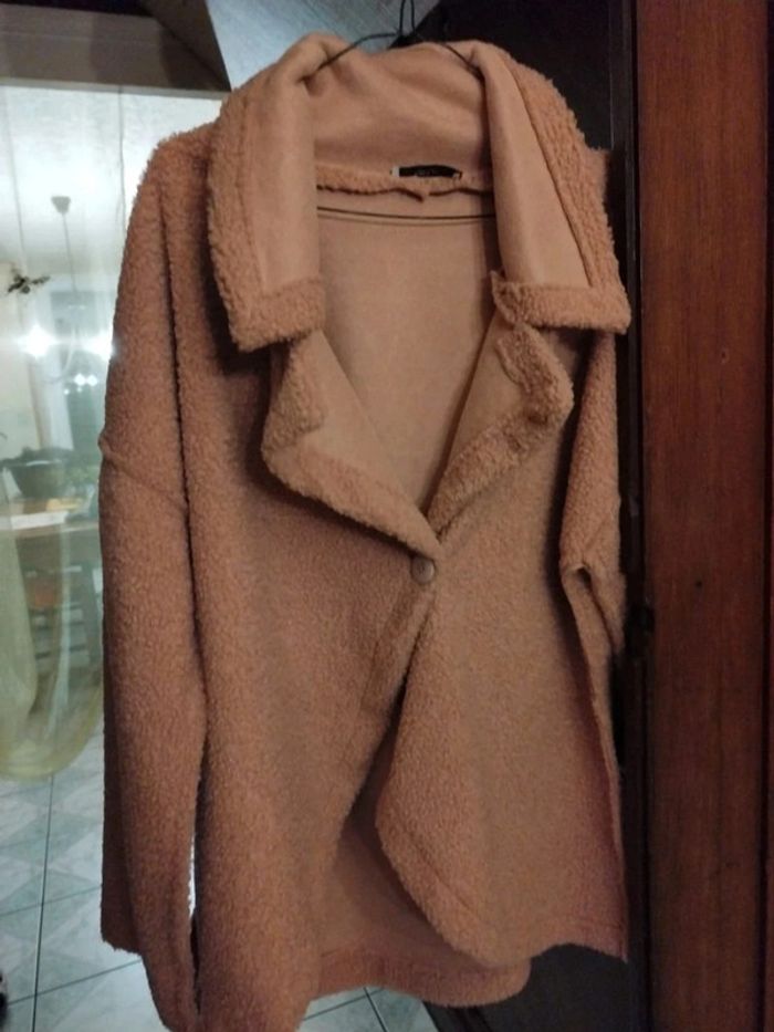 Manteau fausse fourrure rose pâle vintage L/40 - photo numéro 3