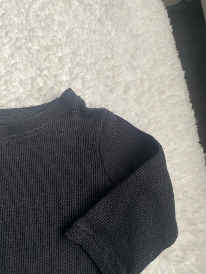 Haut noir garçon 3-6 mois primark - photo numéro 2