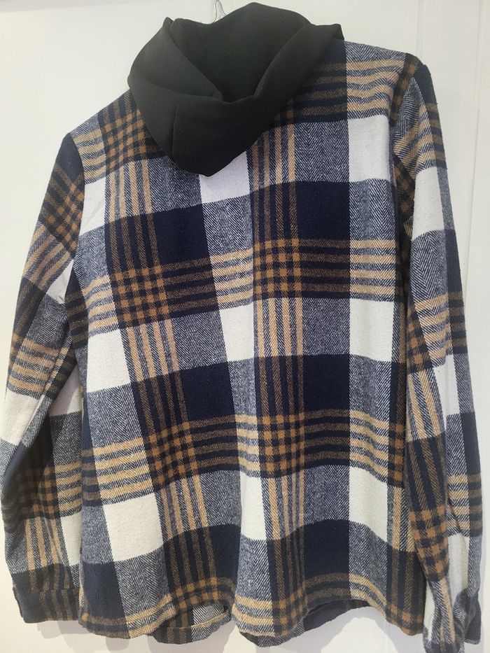 Vend surchemise taille 14ans - photo numéro 2
