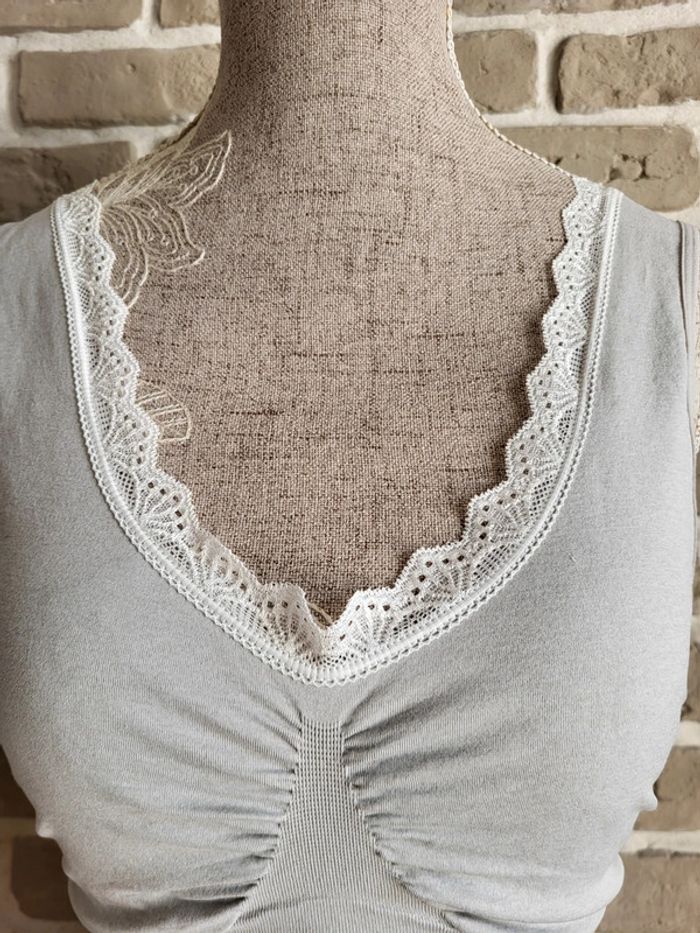 Brassière gris clair avec dentelle Damart - photo numéro 2