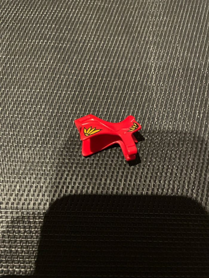 Playmobil selle de cheval avec poignée rouge à motifs cirque jongleurs cosaques 3810 - photo numéro 2