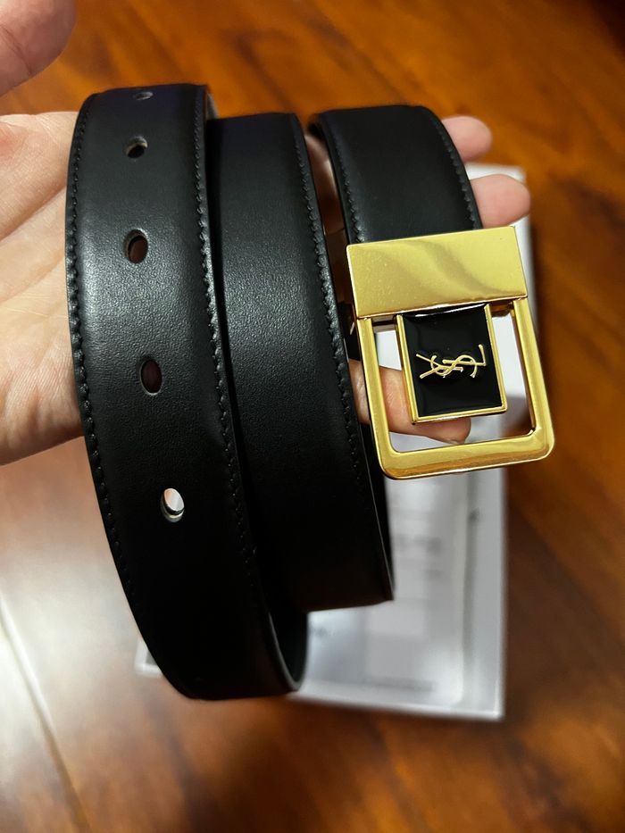 Ceinture Yves Saint Laurent à boucle dorée - photo numéro 2