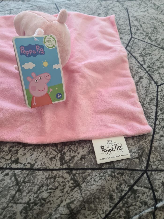 Doudou peppa pig neuf hasbro - photo numéro 3