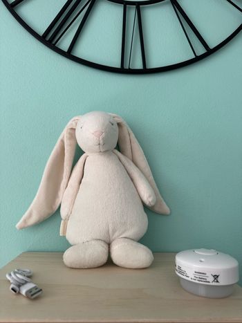moonie veilleuse lapin crème