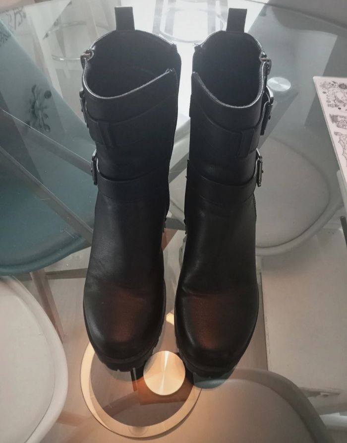 Bottines noires femme pointure 39 - photo numéro 2