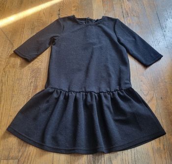 robe kiabi hiver fille noir pailleté taille 10 ans