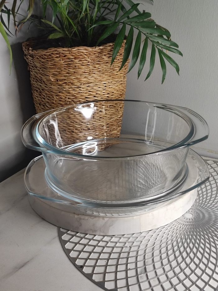 Ancienne cocotte en verre - photo numéro 2