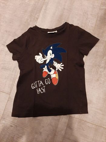 T-shirt sonic