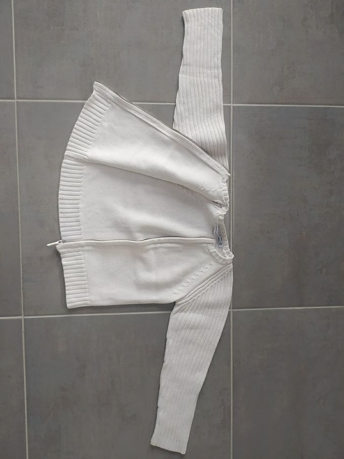 Gilet blanc 6 ans - photo numéro 3