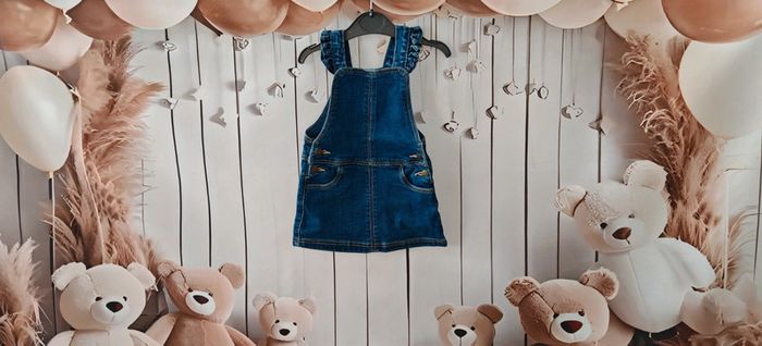 Robe salopette en jean Tape à l’Oeil 6 mois neuf sans étiquette Fille