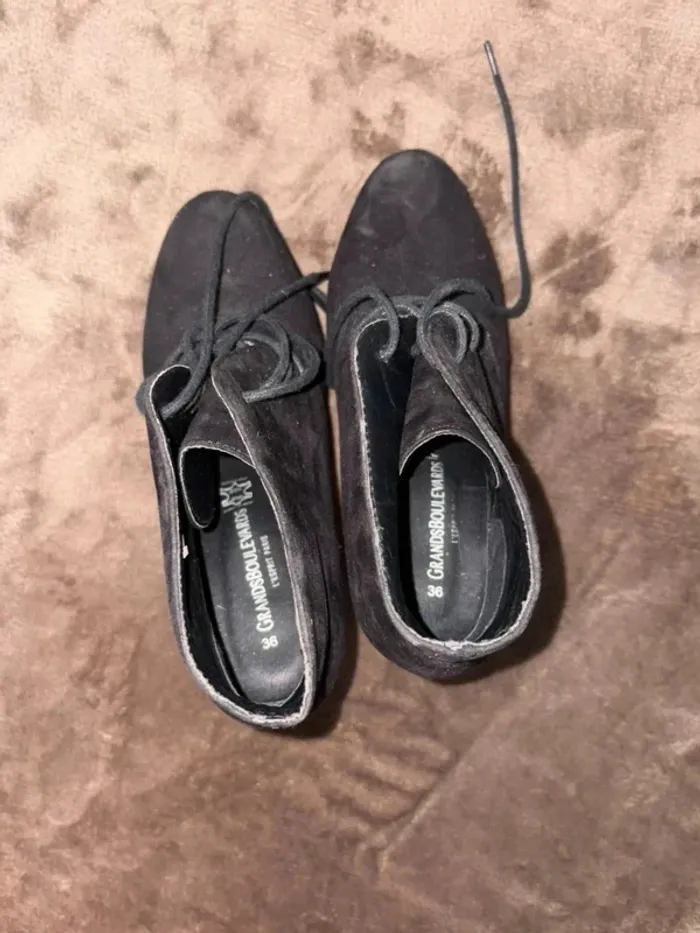 Bottines à talons à lacets femme taille 36 noires en très bon état - photo numéro 7