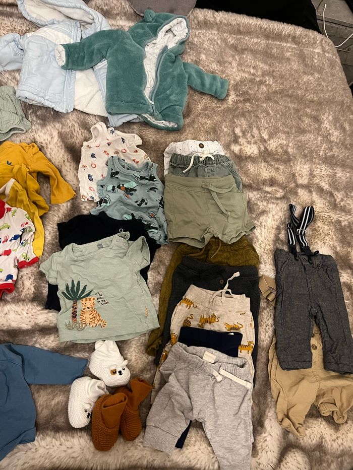 Lot vêtement - photo numéro 3