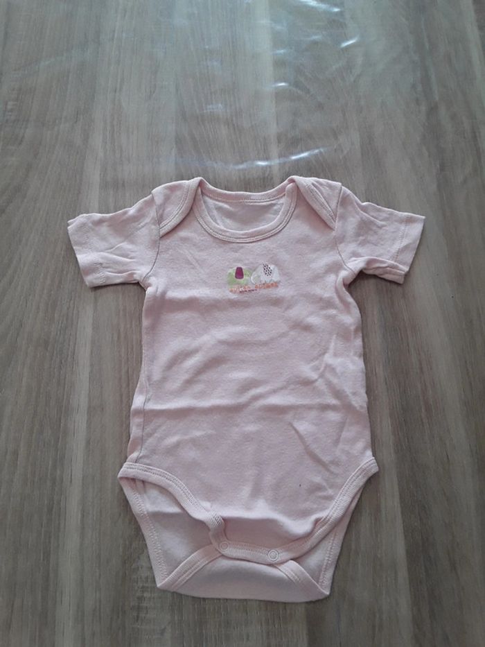 Lot de 4 bodie manche courte 6mois - photo numéro 5