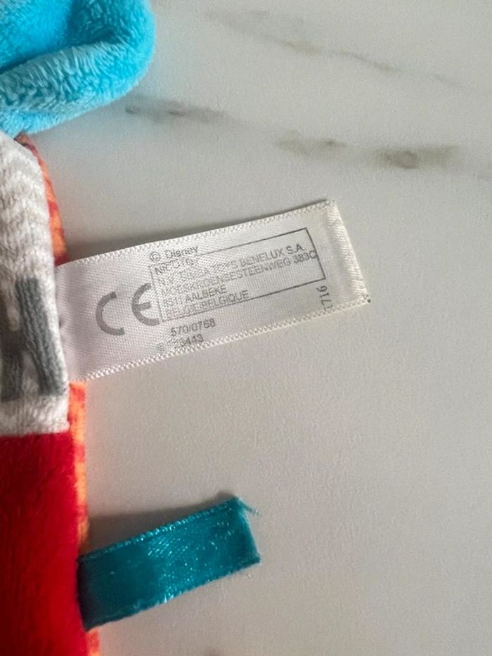 Disney doudou Winnie l'ourson - photo numéro 3