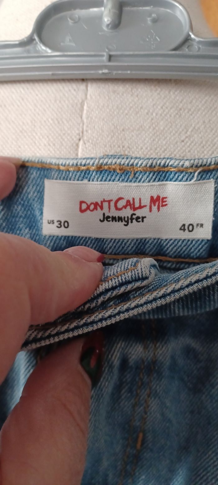 Tres jolie mini jupe  jeans  femme T 40 - photo numéro 6