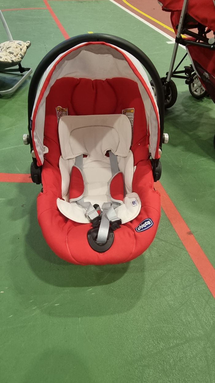 Poussette Trio Chicco - photo numéro 2