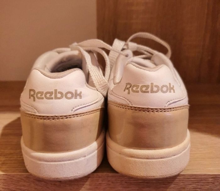 Tennis Reebok pointure 35 - photo numéro 3