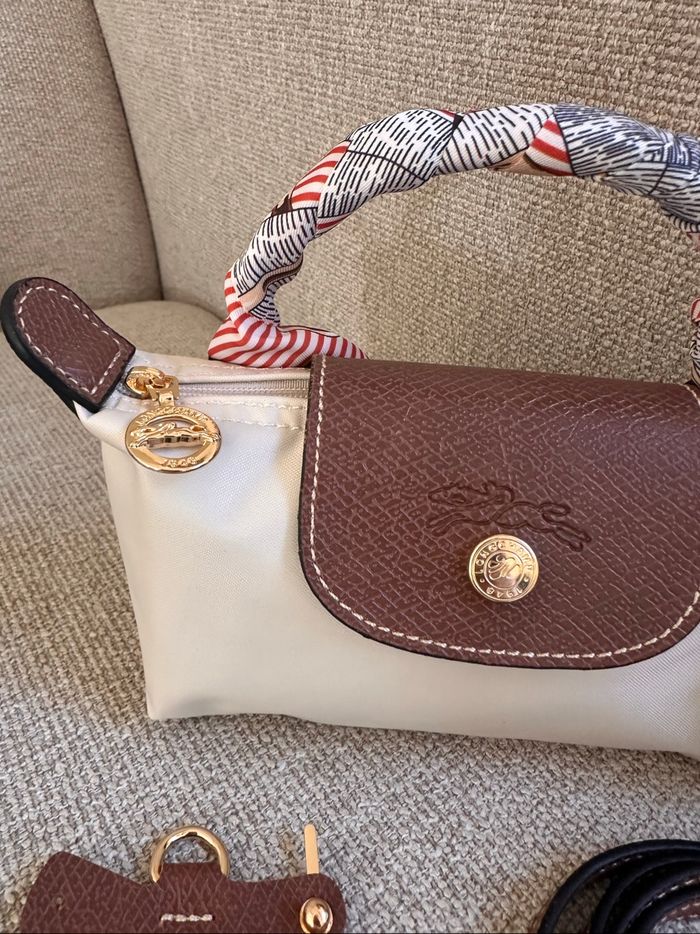 Petit sac Longchamp beige neuf - photo numéro 2