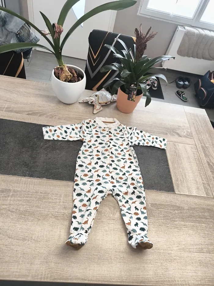 Pyjama grenouillère légère garçon 12 mois obaibi