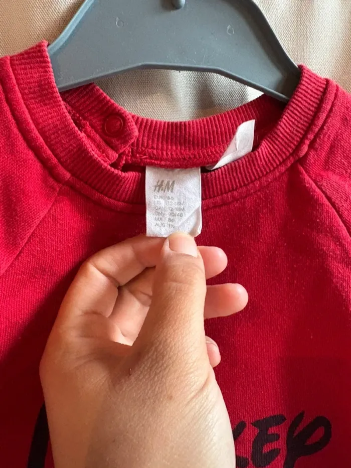 Pull Mickey 12-18 mois - photo numéro 4