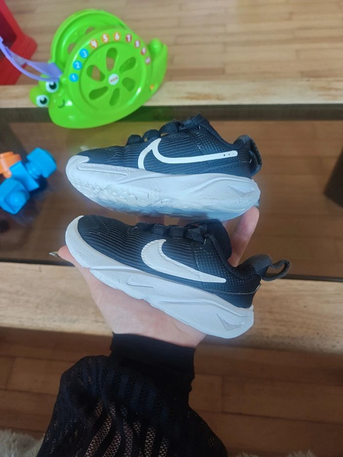 Baskets NIKE p.21 - photo numéro 8