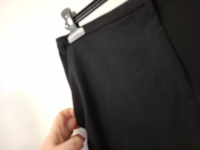 Pontalon h&m taille 42 en très bon état - photo numéro 5