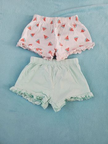 Lot 2 shorts 12 mois