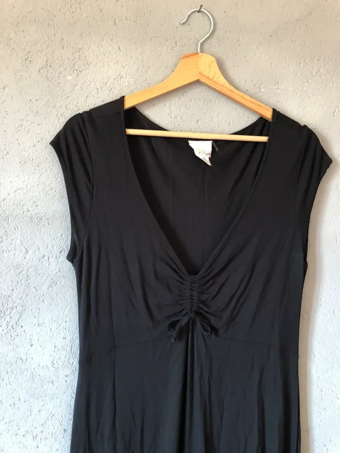Robe noire taille L 🌻 - photo numéro 3