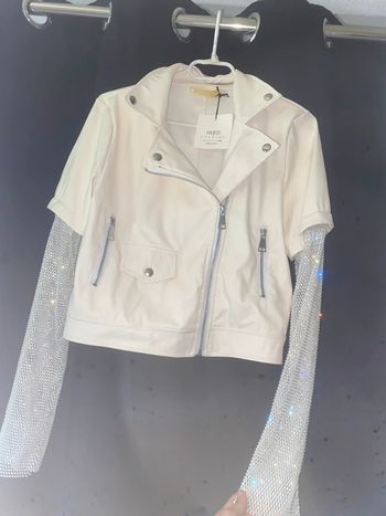 Veste en simili-cuir crème neuve M