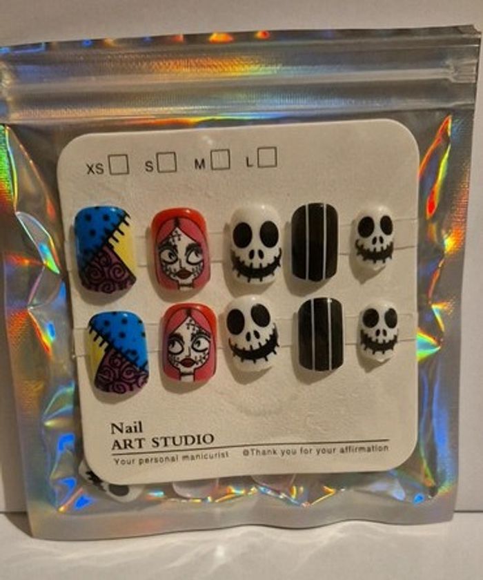 🖤 Faux ongles Press-On Nuit Effrayante – 24 pièces pour un look Halloween & décalé 🎃✨ - photo numéro 3