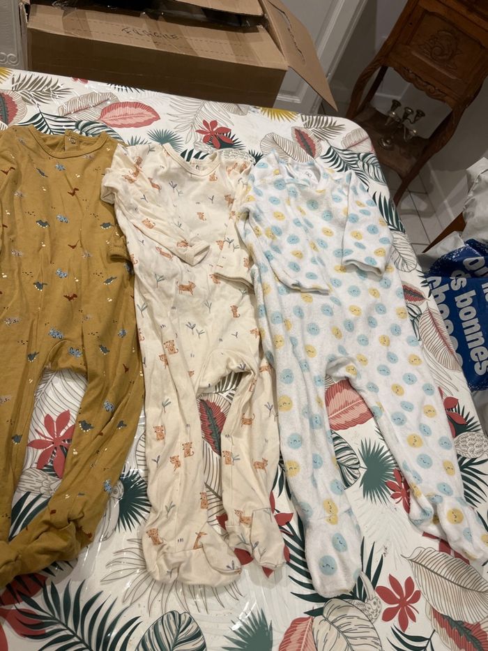 Lot de vêtement printemps été garçon taille 9 mois - photo numéro 5