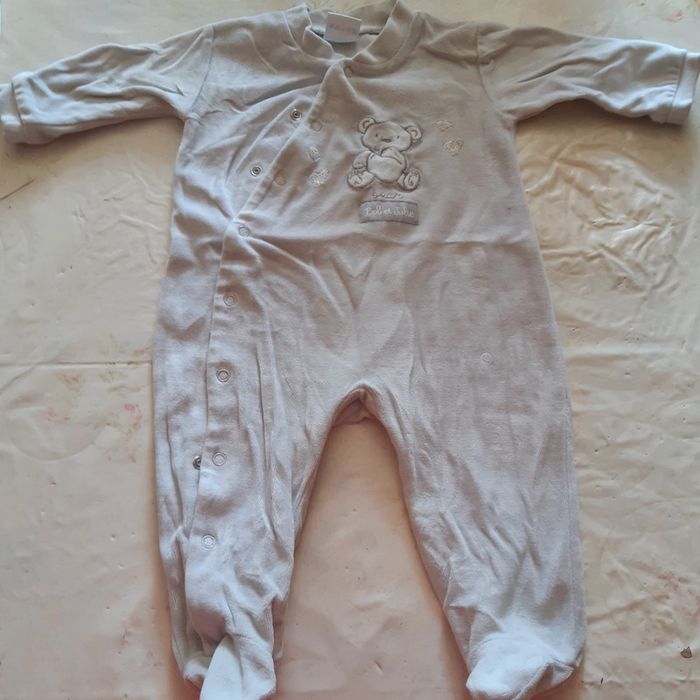 4 pyjamas 12 mois - photo numéro 5