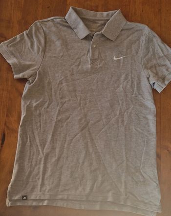 Polo Nike gris