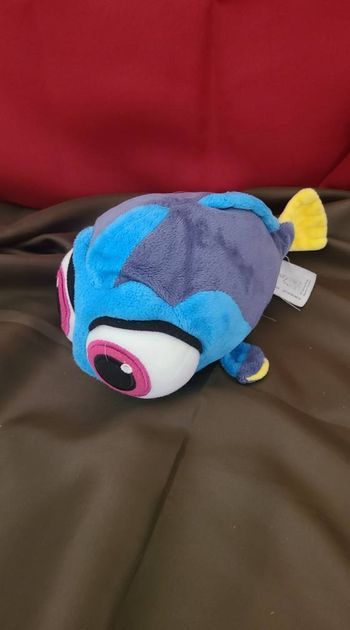 Le Monde de Dory Peluche Bébé Dory