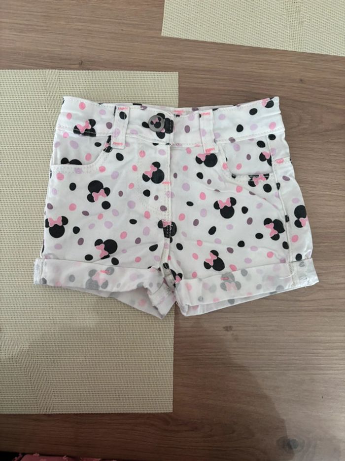 Short 6 mois